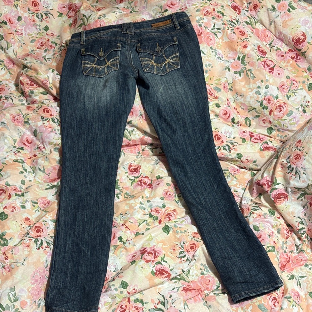 Women’s Ripped Blue Jeans - Size 7 - Picture 9 of 10